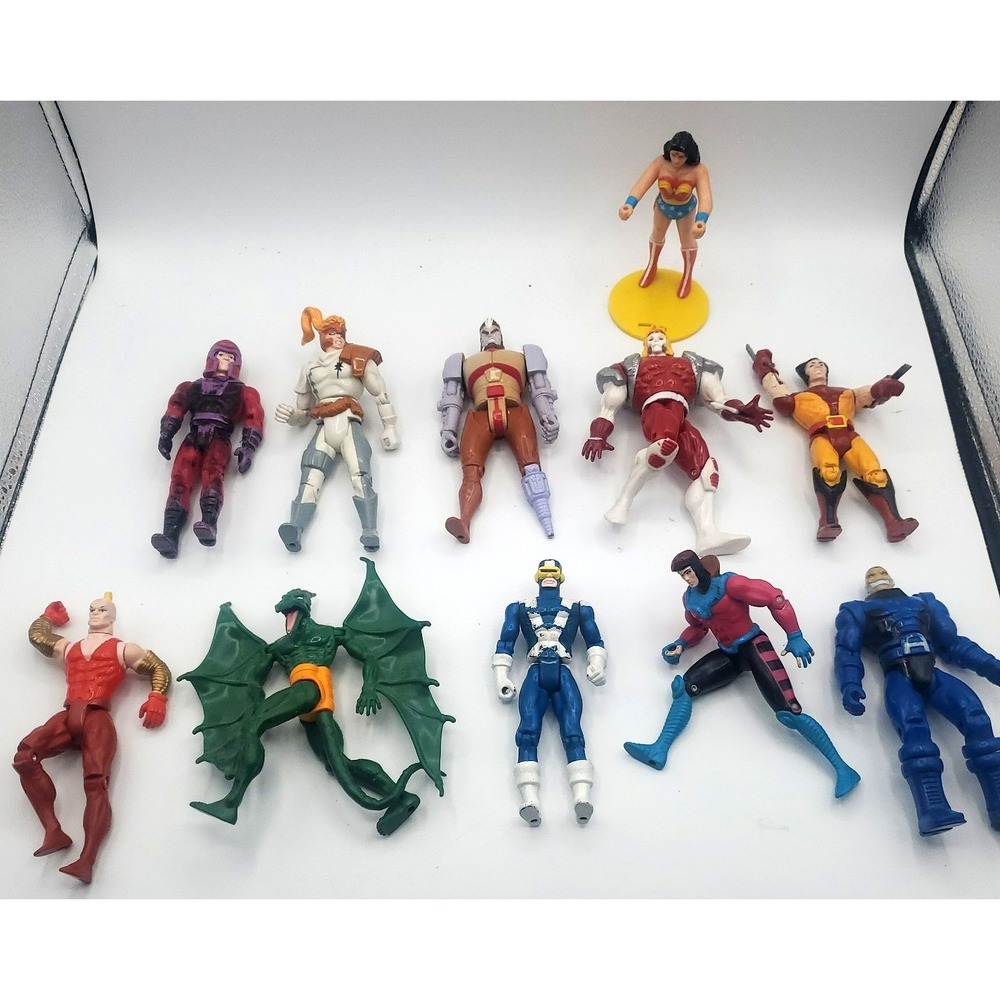 Vintage 1990s Toy Biz Marvel X-Men DC Action Figure Lot 11 Figures